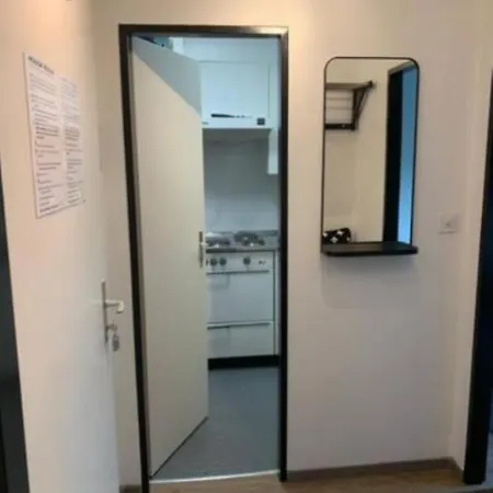 Lovely 1-bedroom Vacation With Pool And Sauna 公寓