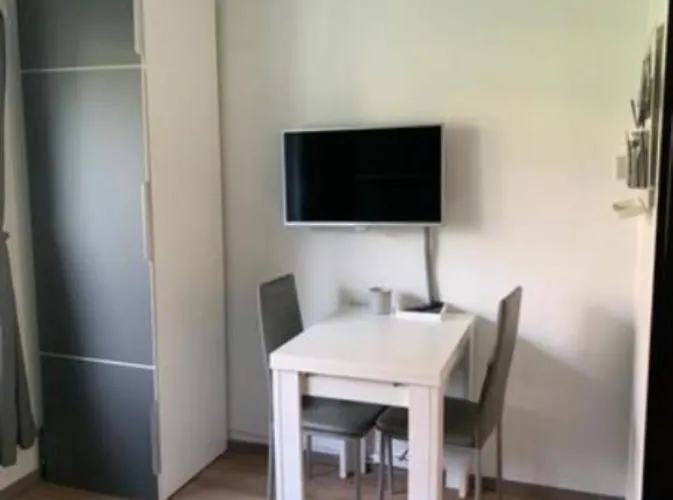 Lovely 1-bedroom Vacation With Pool And Sauna Apartamento Laax