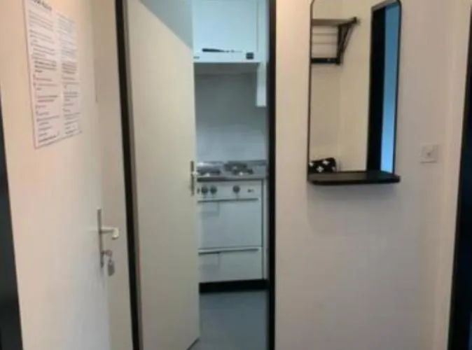 Lovely 1-bedroom Vacation With Pool And Sauna Apartamento