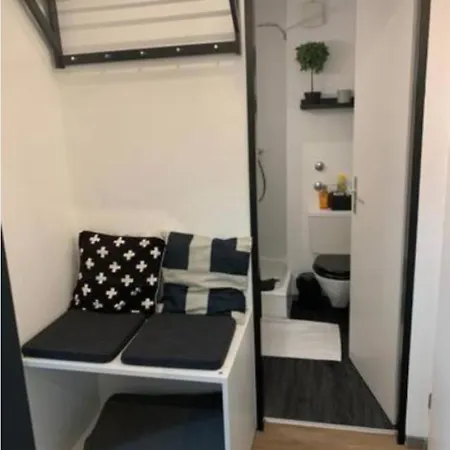 Lovely 1-bedroom Vacation With Pool And Sauna Appartement Laax