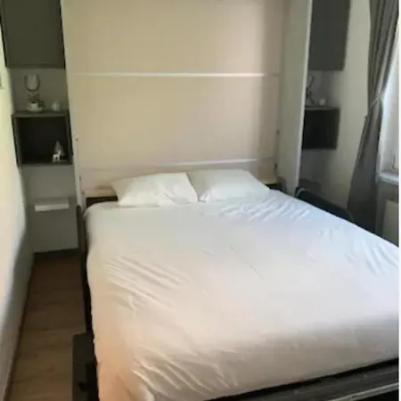 Lejlighed Lovely 1-bedroom Vacation With Pool And Sauna